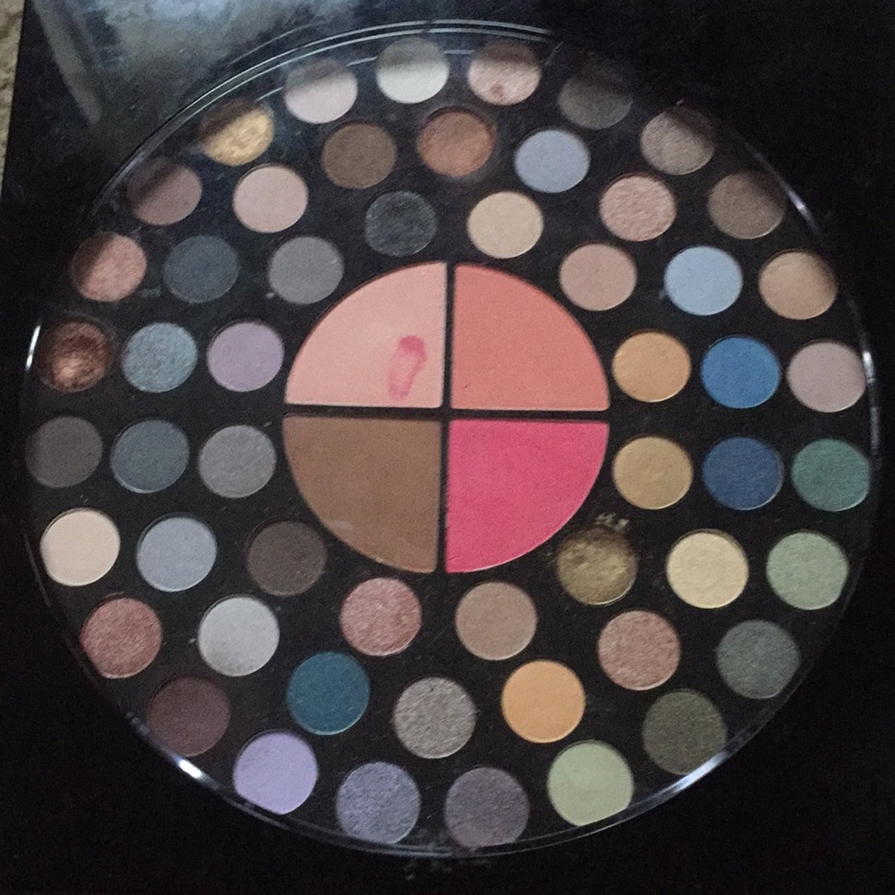 Max Studio Eyebrows 🍬